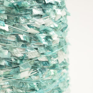 Flag yarn -エメラルドemerald-