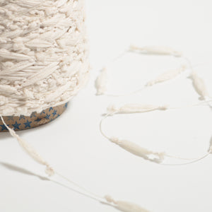 Lantern yarn -white beige-